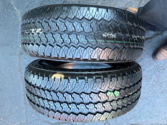 2 tires 275-70-18 Bridgestone 99% tread life DOT 2025 $220 for 2 mounted and balanced