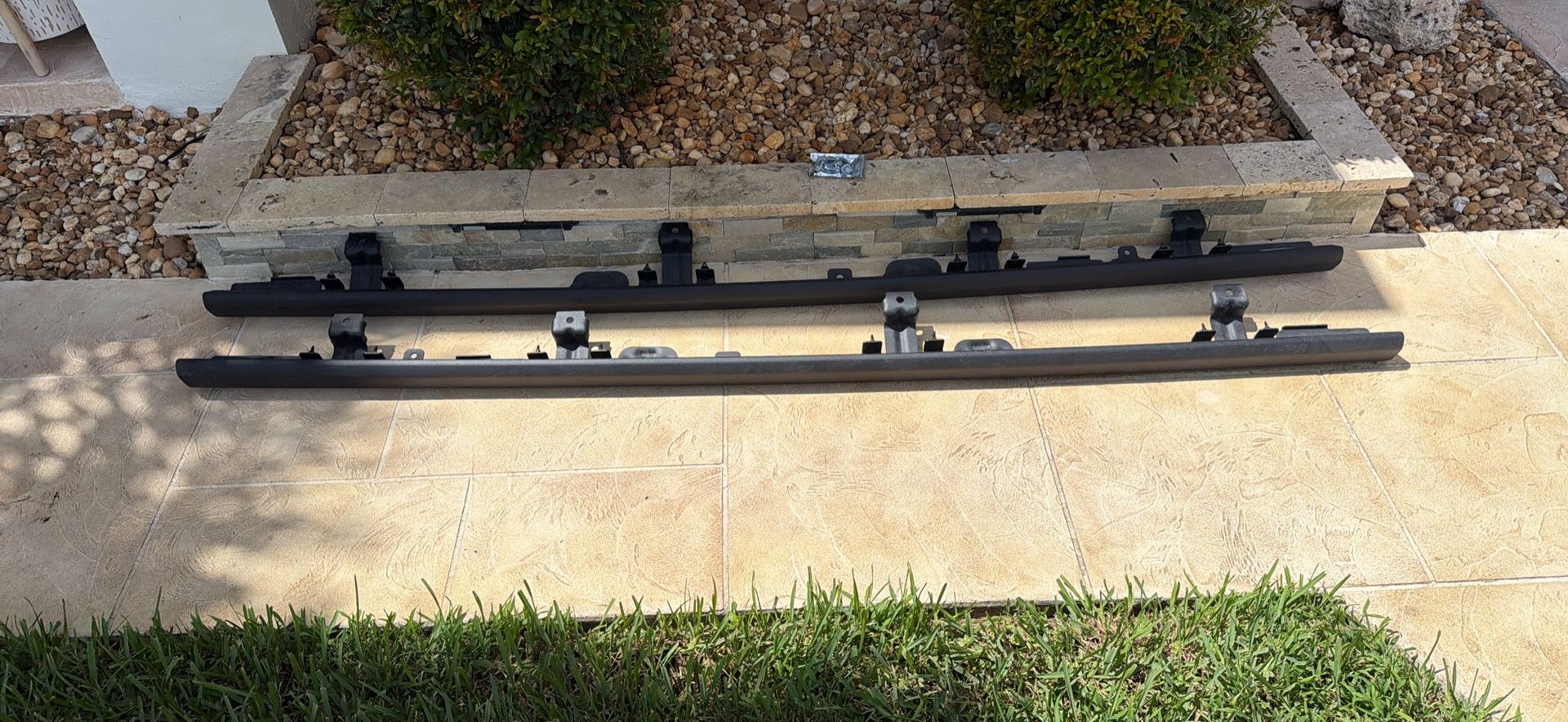Jeep Gladiator JT OEM rock sliders