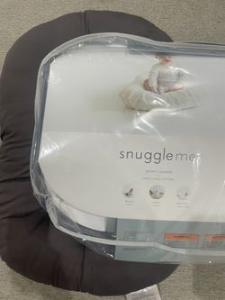 Snuggle Me Infant Lounger