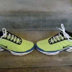 NIKE AIR MAX PLUS/ NIKE AIR MAX 1