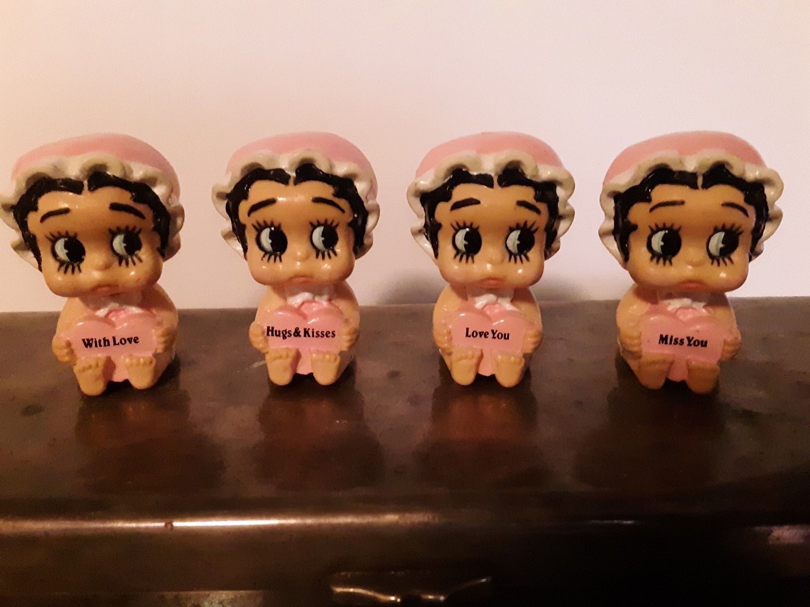 Baby Betty Boop Valentine Day pink heart love you figurines