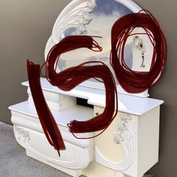 IN SEARCH OF. not for sale. Italian 1980S Lacquer Bedroom Set