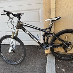 Trek Mountain Bike 
