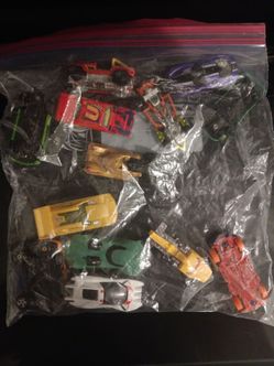 ASSORTED HOT WHEELS