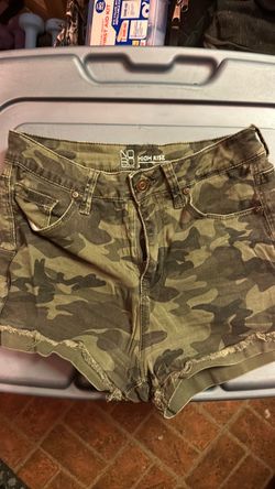 Woman’s shorts