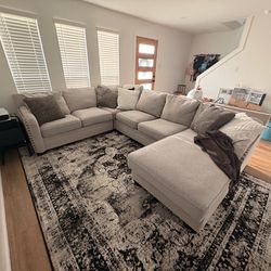 Grey sectional 4 pieces