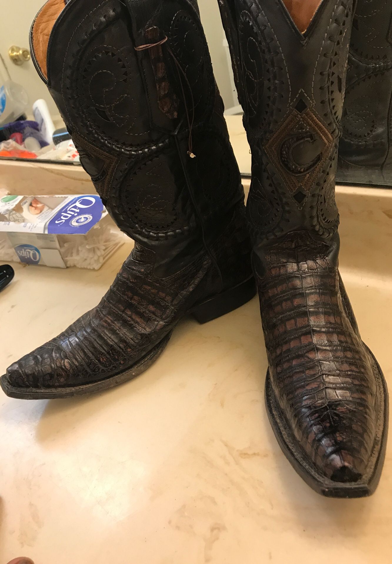 Botas cuadra piel cocodrilo original 27.5 Mexico 8.5 USA for Sale in Garland, - OfferUp