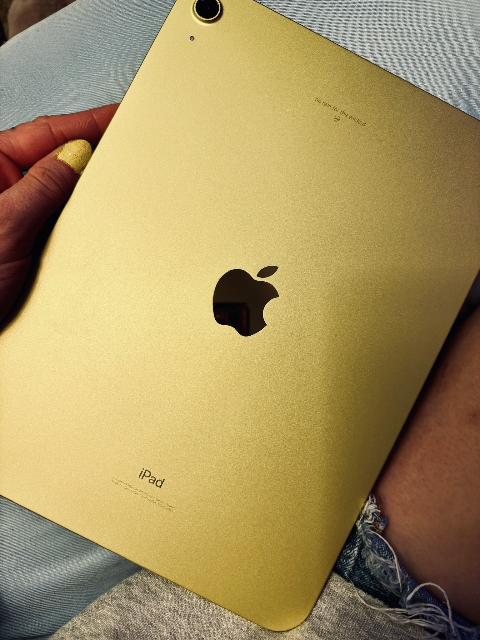Yellow Ipad 10th Gen