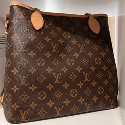 LV Authentic 