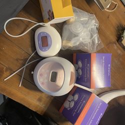 Breast Pumps 