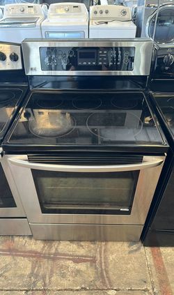 Stainless LG Electric Range with Glass Top