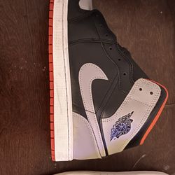 Jordan 1 mids 