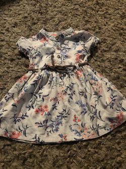 Carter’s baby girl dress size 9 months