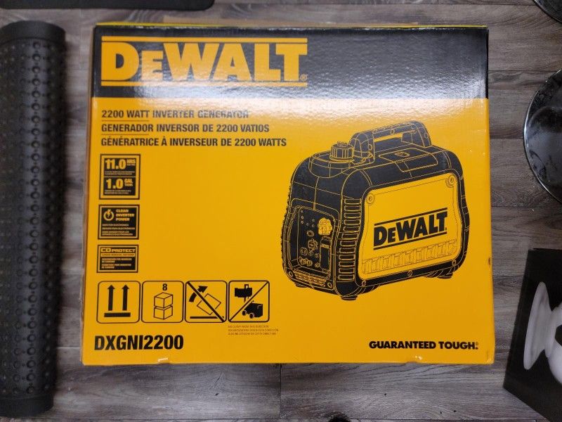 DEWALT DXGNI2200 Inverter Generator 2200Watt Carbon Monoxide Detection (BRAND NEW)