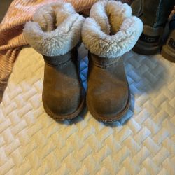 UGGs