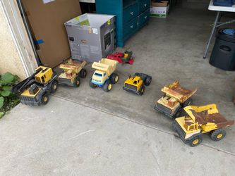 TONKA TRUCKS  -  vintage
