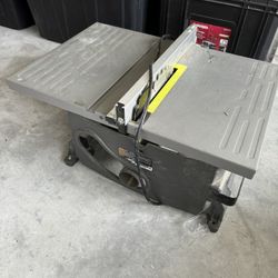 Table saw 