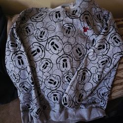 Disney Sweatshirt  Size XL