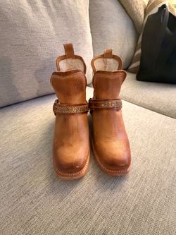 FREEBIRD DUSTY ANKLE BOOTIES