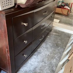 Solid Wood Dresser With Two Matching Night Stands 