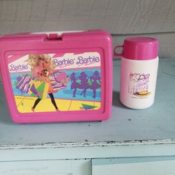 Barbie LUNCHBOX and THERMOS