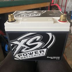 XS POWER SB150-975L super capacitor 