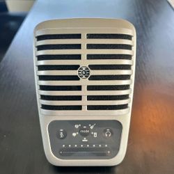 Shure MV51 Motiv Digital Large-Diaphragm Condenser Microphone