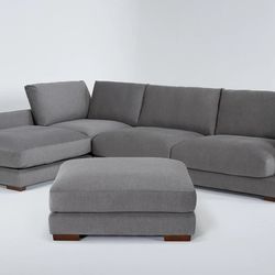 LIVING SPACES : Lindsey Sectional with Chaise + Cocktail Ottoman
