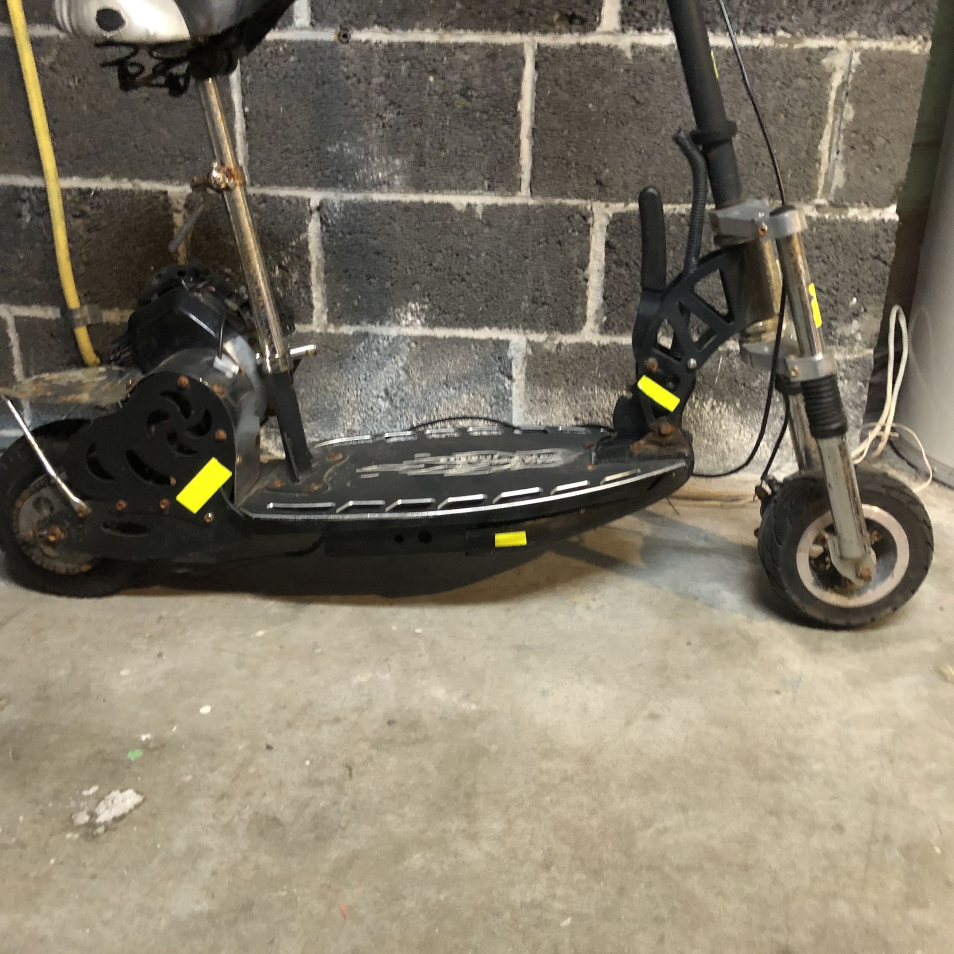 X Treme XG550 49cc gas scooter for Sale in WA OfferUp
