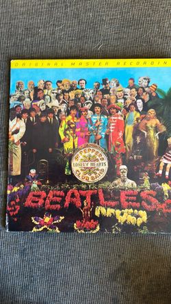 Beatles Sargent peppers lonely hearts club band