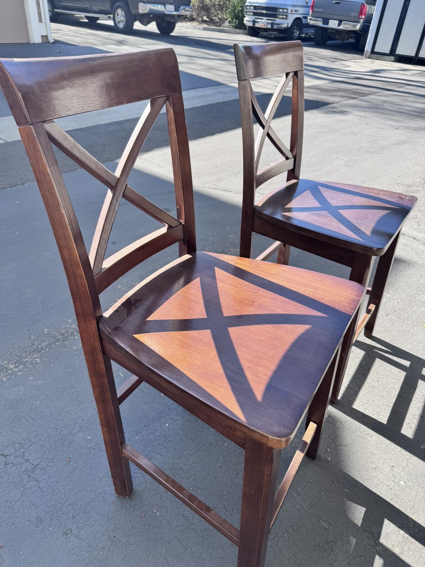 Free Kitchen bar Stools