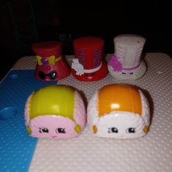 Season 3 Shopkins Hats And Shoes (2 Rare Toni Topper)