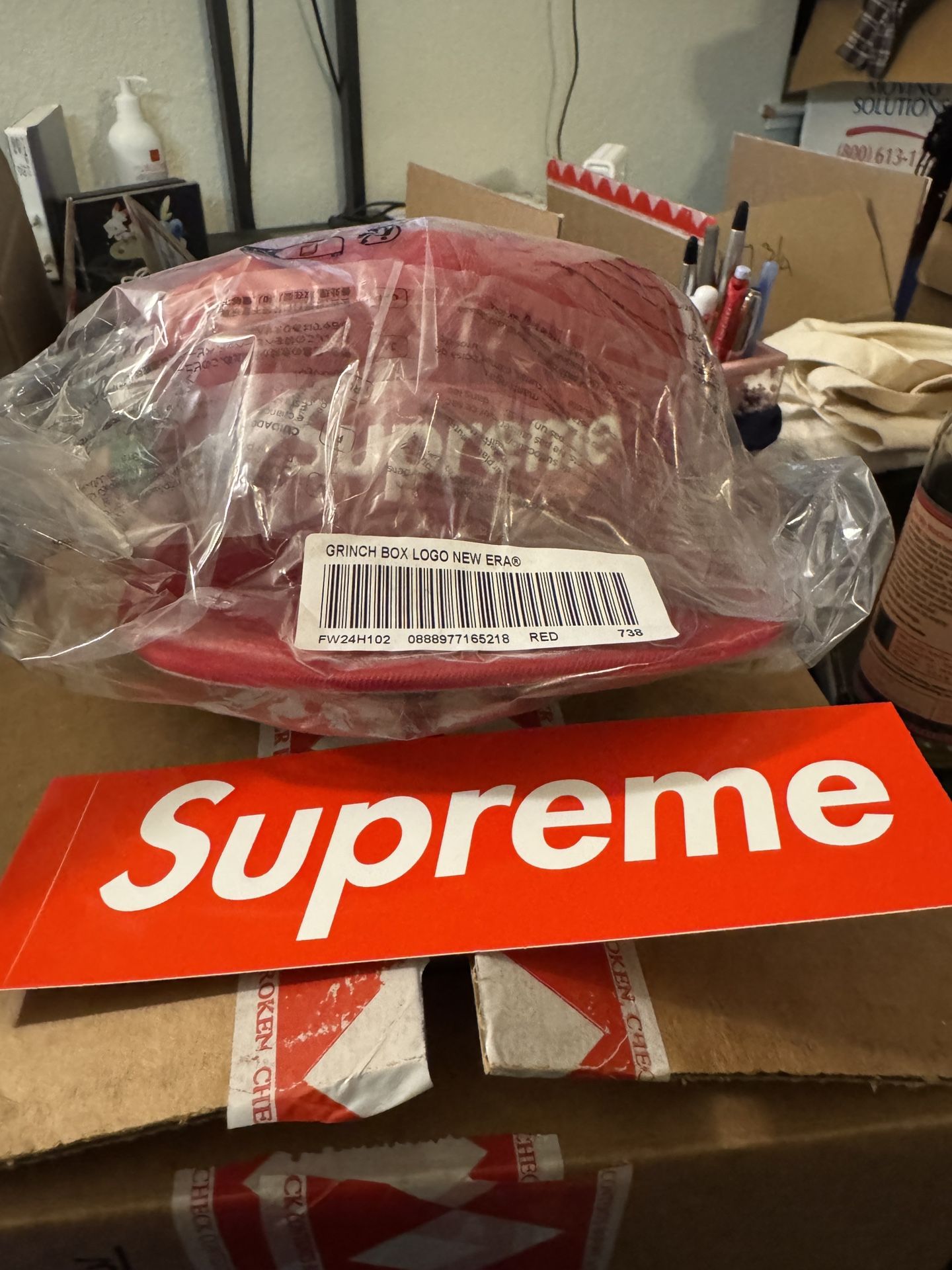 Supreme Box logo Grinch Hats W/Supreme Sticker