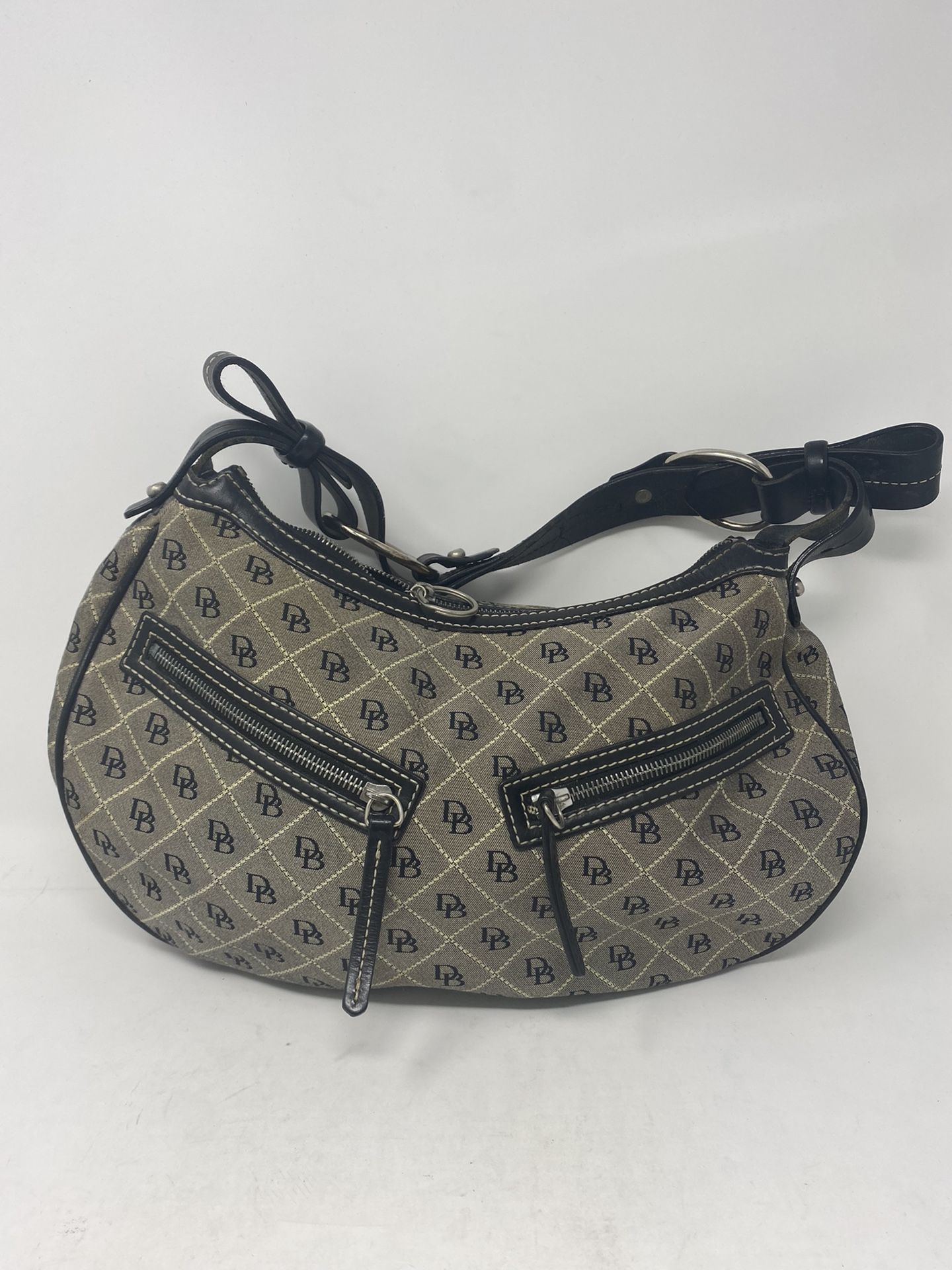 Dooney & Bourke Purse