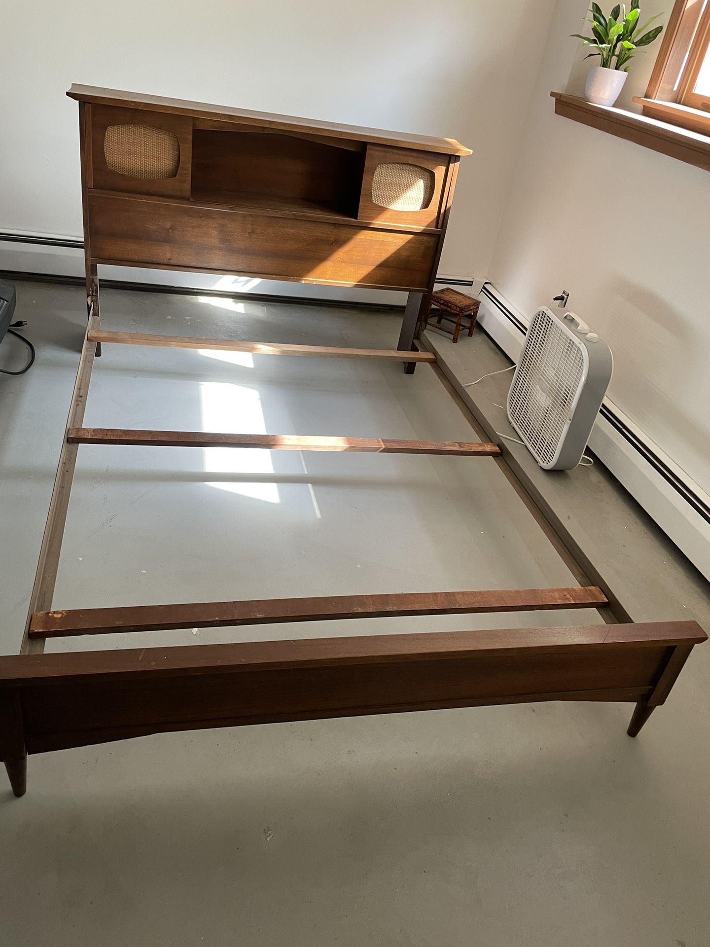 Vintage Bed Frame FULL