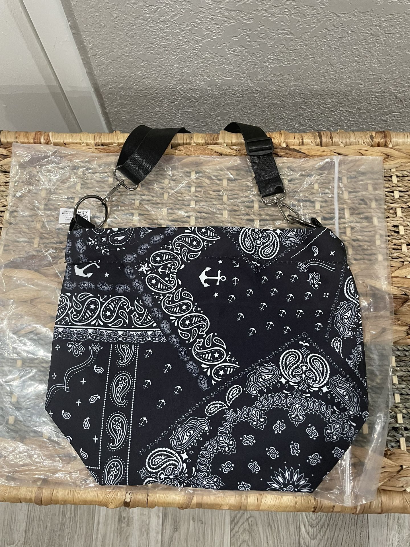 Brand New Woman Bag With Strap.