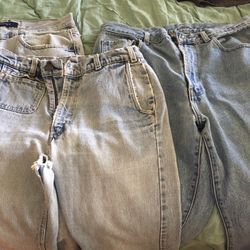 3 Pairs Of Naturally Ripped Vintage Jeans   