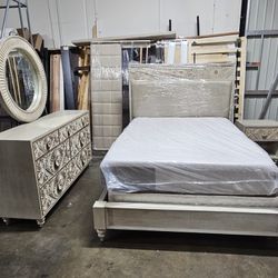 Queen Bedroom Set 