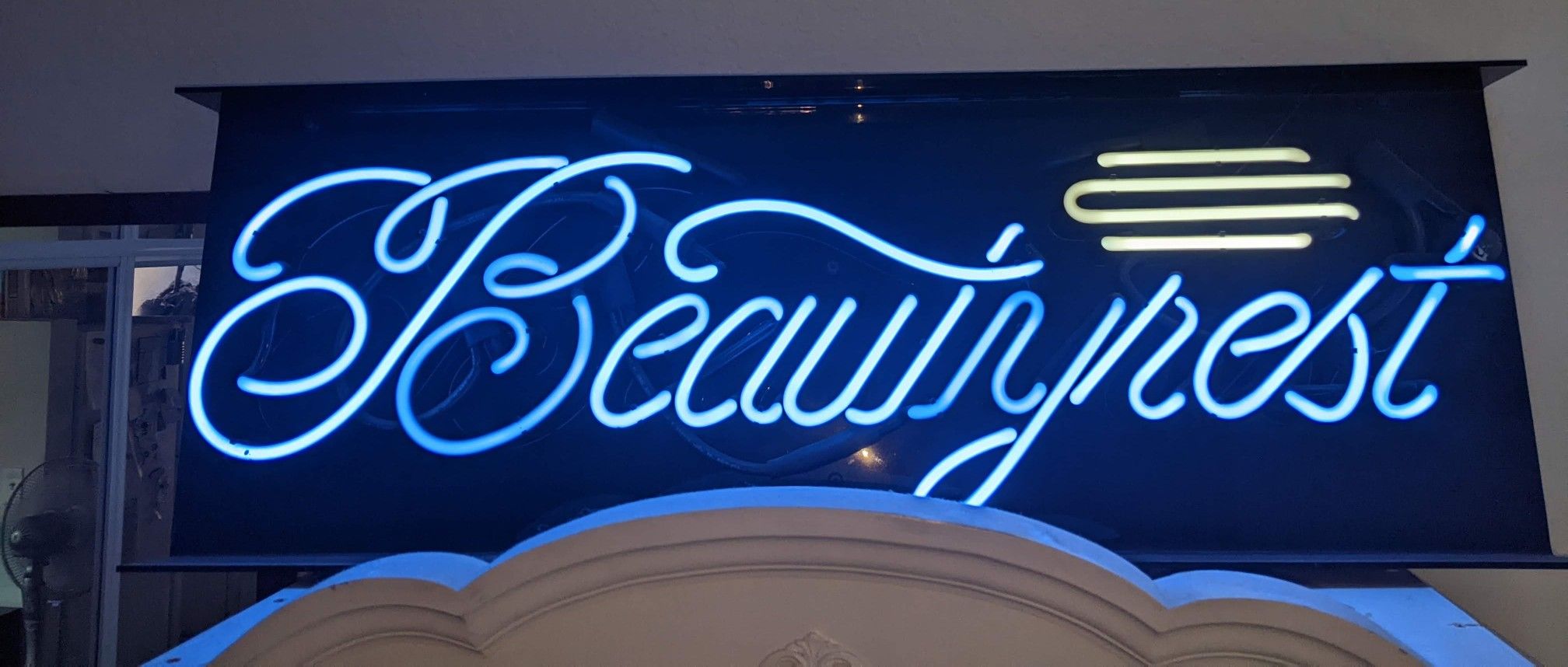 LARGE REAL NEON SIGN