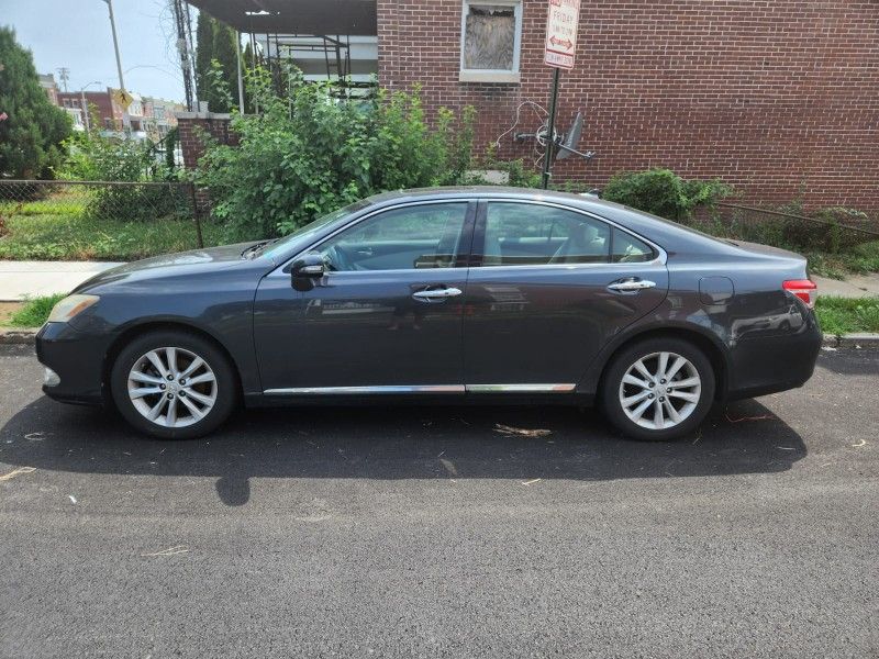 2011 Lexus ES 350