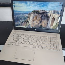 HP 17in. Touchscreen Laptop Win10Pro/OfficeSuite/256SSD/8Gb 