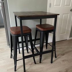Tall Table And 2 Barstools