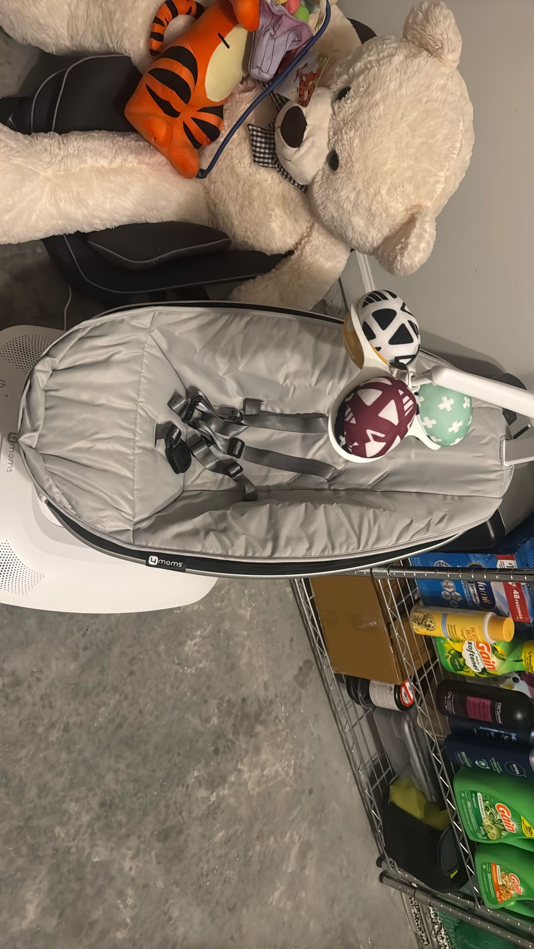 4 Moms mamaroo