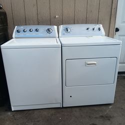 Lavadora y Secadora de gas marca Whirlpool
