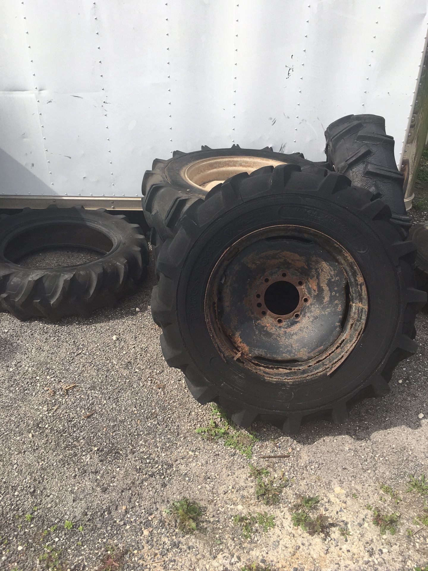 11 2x24 tractor tires for sale in san antonio tx offerup