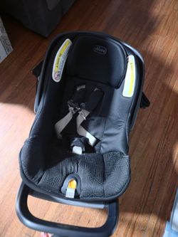 Chicco Baby carseat