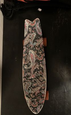 Globe penny board (used)