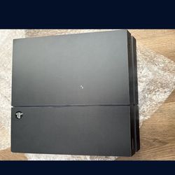 Play Station 4 