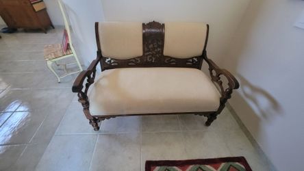 Detailed Wood Bench