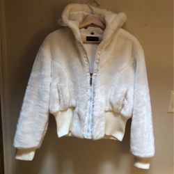 Womans Crop Faux Fur Jacket